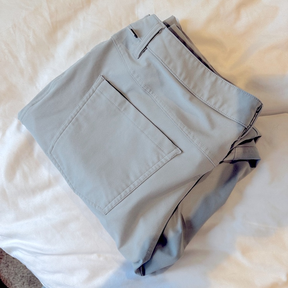 Men’s Lululemon Pants Size 34